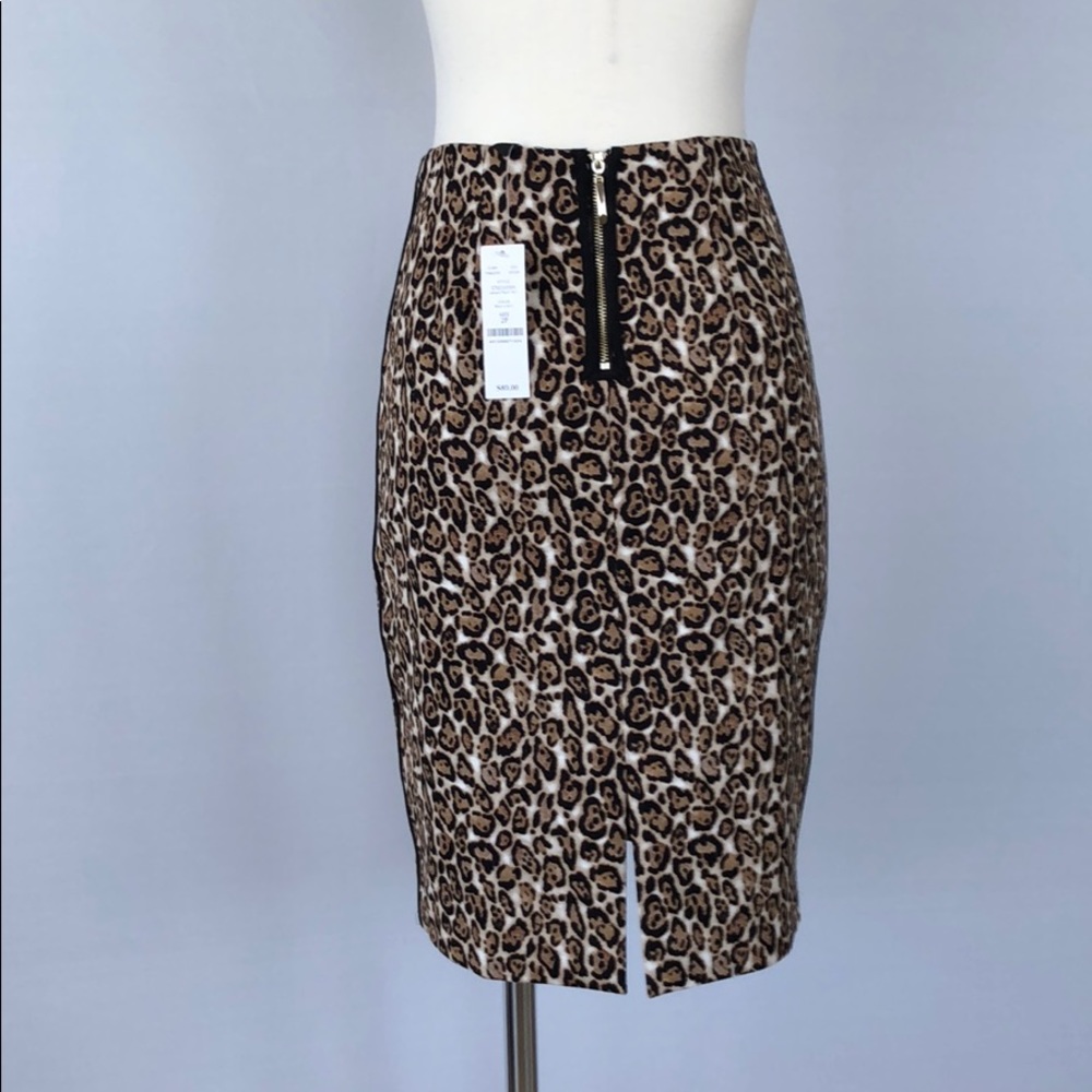 NWT WHBM Leopard Stretch Pencil Skirt Size 2P - Picture 7 of 11